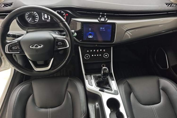 Used Chery Arrizo 5 2019 PRO 1.5L Manual Youth Edition China VI compliant Center Console