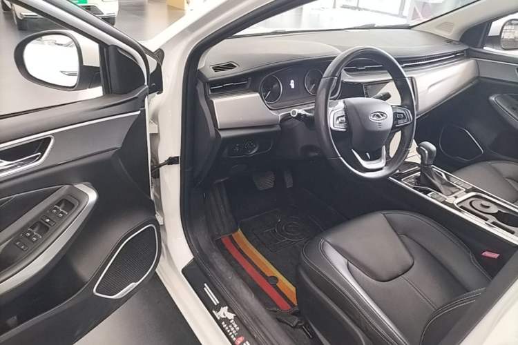 Used Chery Arrizo 5 2019 Revised PRO 1.5L CVT Youth Edition China VI Standard Driver Seat