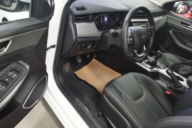Used Chery Arrizo 5 2019 Facelifted PRO 1.5L Manual Youth Edition China VI Standard Driver Seat