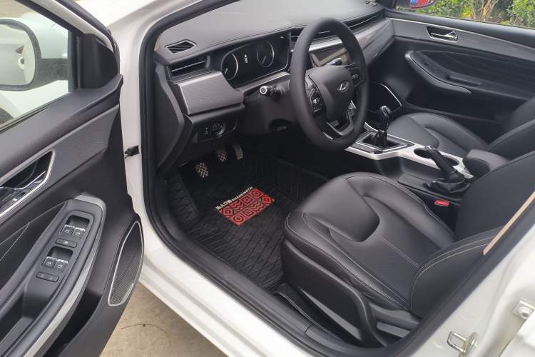 Used Chery Arrizo 5 2019 Facelifted PRO 1.5L Manual Youth Edition China VI Standard Driver Seat