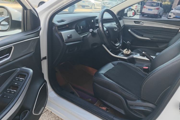 Used Chery Arrizo 5 2019 Facelifted PRO 1.5L Manual Youth Edition China VI Standard Driver Seat