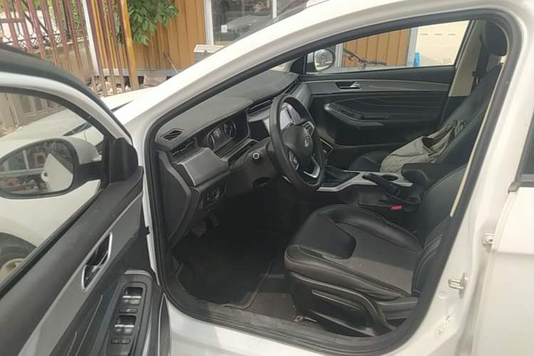 Used Chery Arrizo 5 2019 1.5L CVT Youth Edition China V Standard Driver Seat