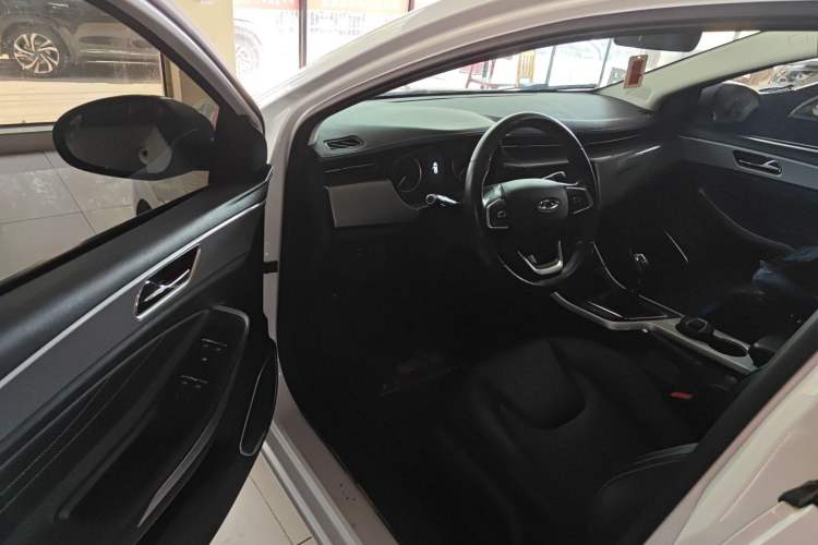 Used Chery Arrizo 5 2019 Facelifted PRO 1.5L Manual Youth Edition China VI Standard Driver Seat