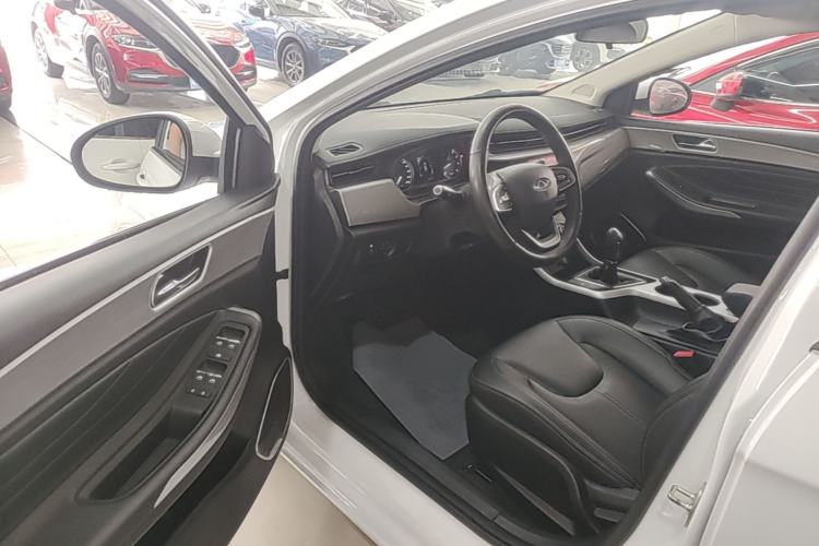 Used Chery Arrizo 5 2019 Facelifted PRO 1.5L Manual Youth Edition China VI Standard Driver Seat