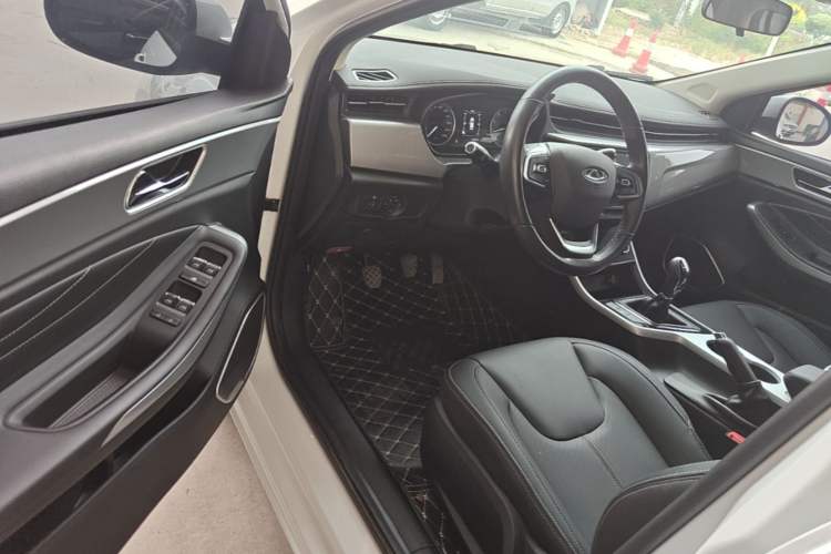 Used Chery Arrizo 5 2019 Facelifted PRO 1.5L Manual Youth Edition China VI Standard Driver Seat