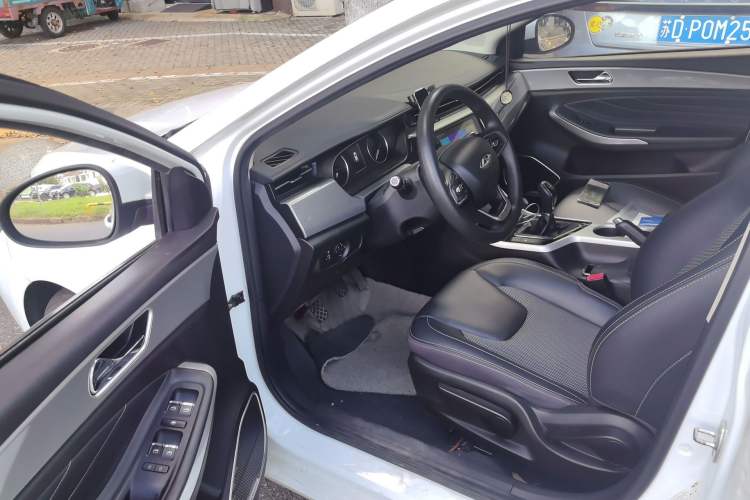 Used Chery Arrizo 5 2019 1.5L Manual Youth Edition China V Standard Driver Seat