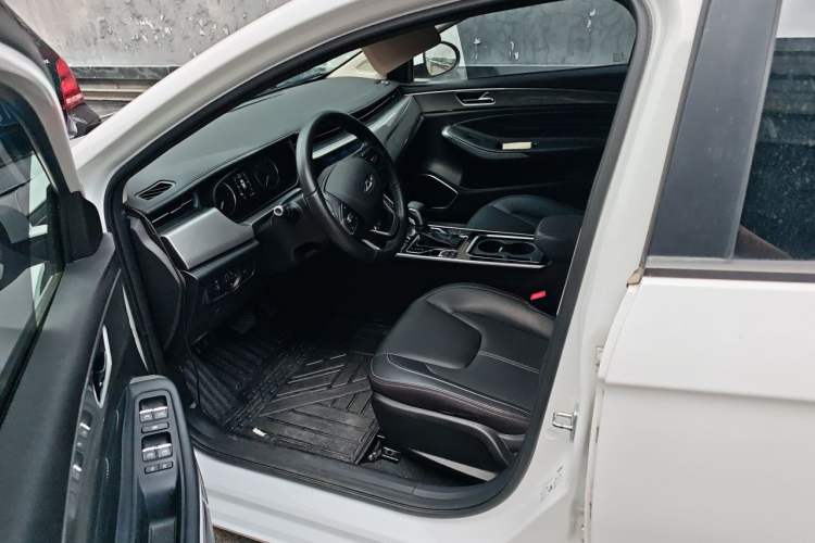 Used Chery Arrizo 5 2019 Revised PRO 1.5L CVT Youth Edition China VI Standard Driver Seat