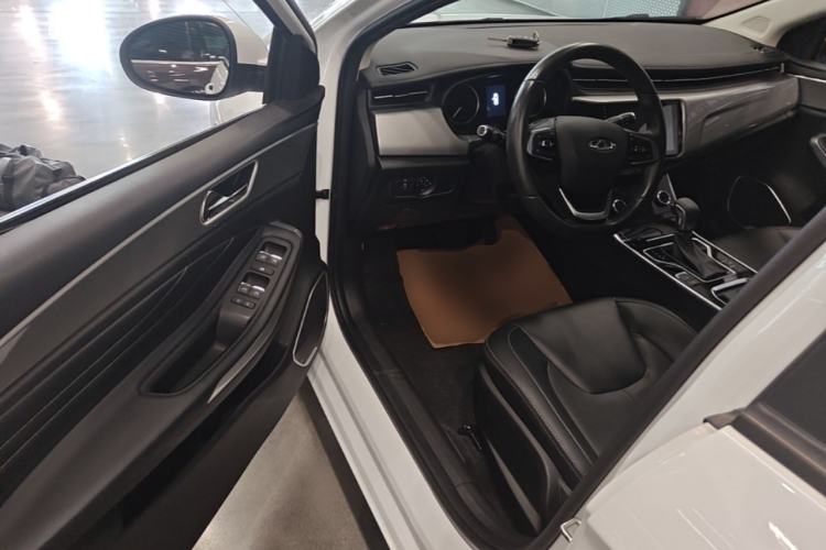 Used Chery Arrizo 5 2019 Revised PRO 1.5L CVT Youth Edition China VI Standard Driver Seat