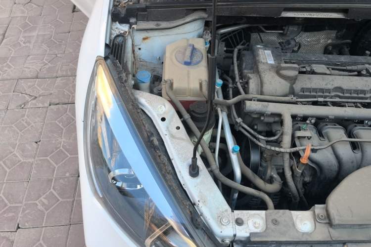 Used Chery Arrizo 5 2019 1.5L Manual Youth Edition China V Standard Engine Bay Right