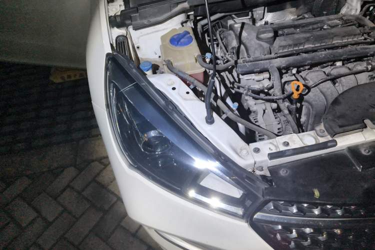 Used Chery Arrizo 5  Engine Bay Right