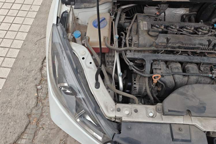 Used Chery Arrizo 5 2019 Revised PRO 1.5L CVT Youth Edition China VI Standard Engine Bay Right