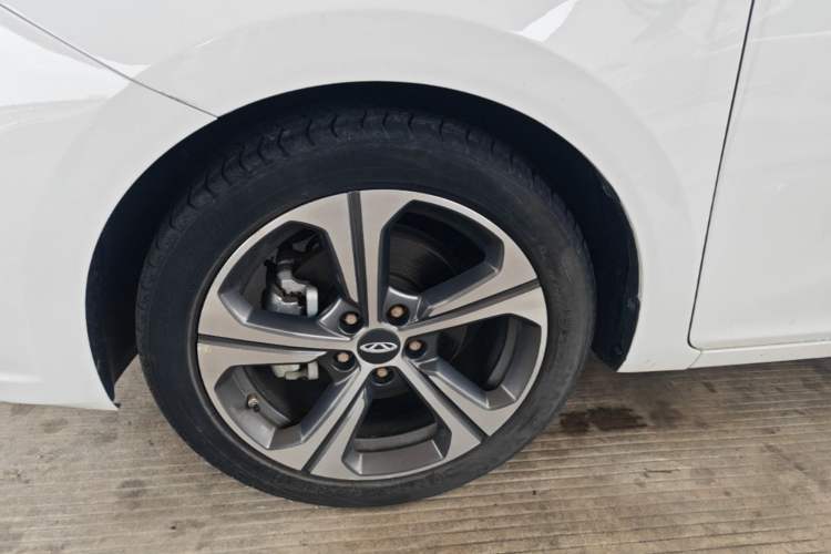Used Chery Arrizo 5 2019 Facelifted PRO 1.5L Manual Youth Edition China VI Standard Exterior 1