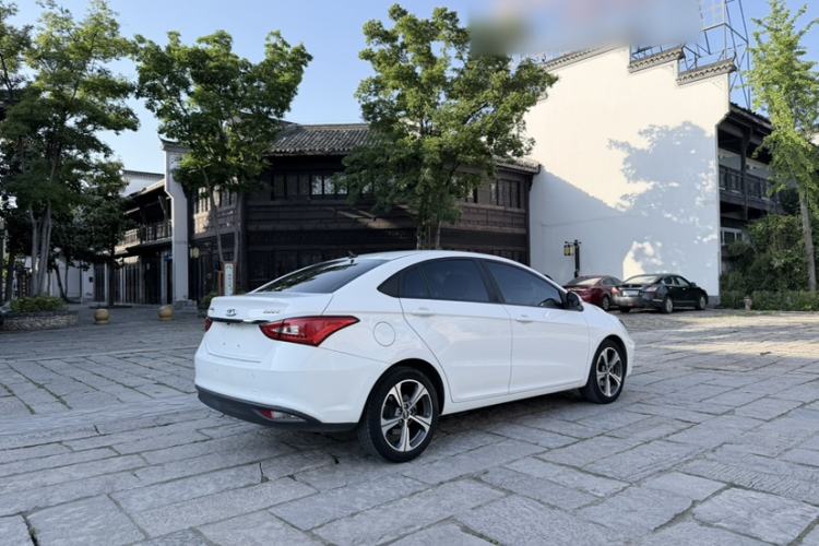 Used Chery Arrizo 5 2019 Facelifted PRO 1.5L Manual Youth Edition China VI Standard Exterior 1