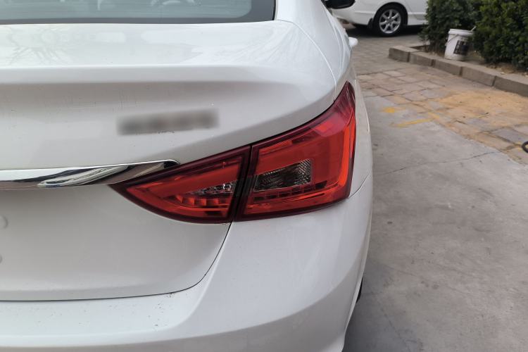 Used Chery Arrizo 5 2019 Facelifted PRO 1.5L Manual Youth Edition China VI Standard Exterior 3