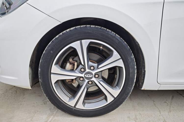 Used Chery Arrizo 5 2019 Facelifted PRO 1.5L Manual Youth Edition China VI Standard Exterior 4