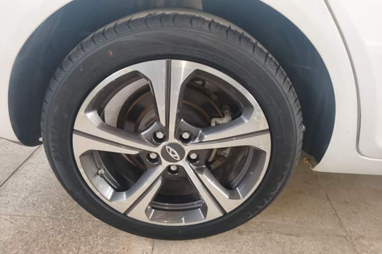 Used Chery Arrizo 5 2019 1.5L Manual New Zizai Edition China VI Exterior 5