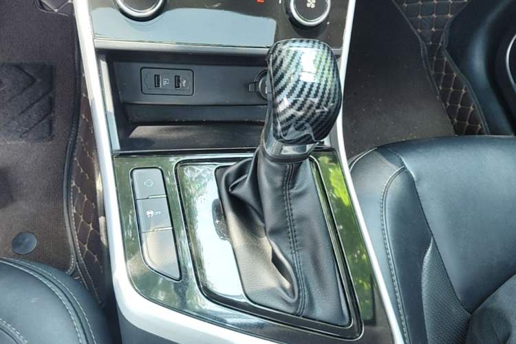 Used Chery Arrizo 5 2019 1.5L CVT Zizai Edition China V Standard Gear Lever
