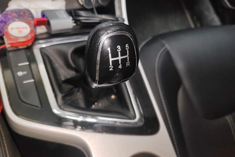 Used Chery Arrizo 5 2019 1.5L Manual New Youth Edition China VI Standard Gear Lever
