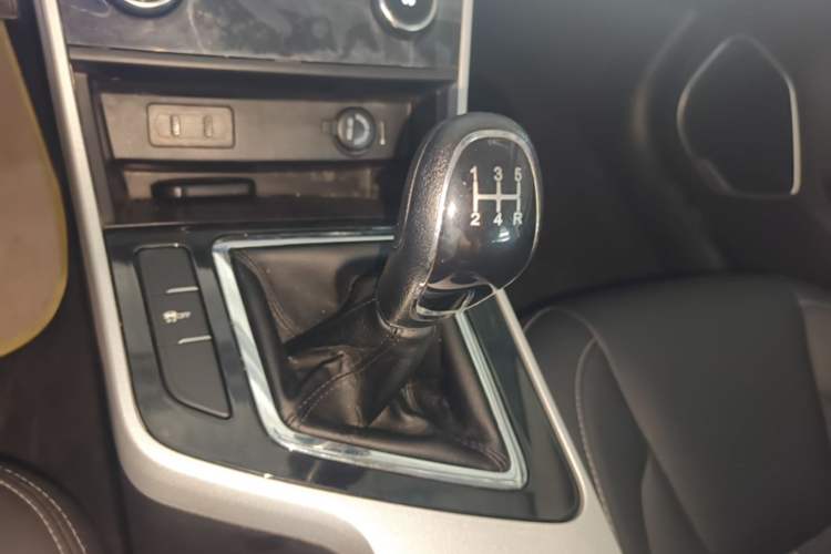 Used Chery Arrizo 5 2019 1.5L Manual New Zizai Edition China VI Gear Lever