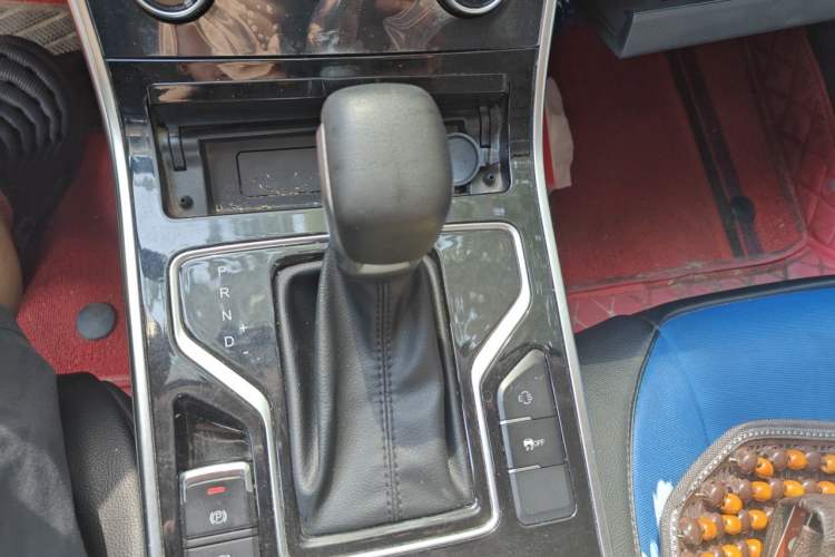 Used Chery Arrizo 5 2019 Revised PRO 1.5L CVT Youth Edition China VI Standard Gear Lever