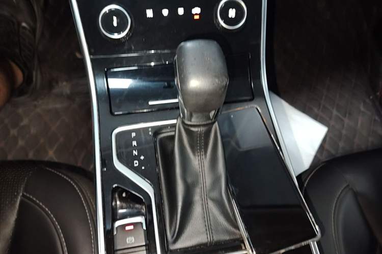 Used Chery Arrizo 5 2019 Revised PRO 1.5L CVT Youth Edition China VI Standard Gear Lever