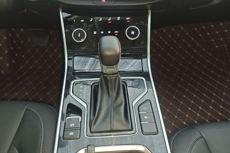 Used Chery Arrizo 5 2019 Revised PRO 1.5L CVT Youth Edition China VI Standard Gear Lever