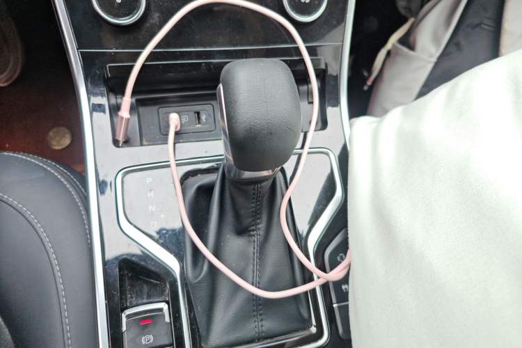 Used Chery Arrizo 5 2019 1.5L CVT New Freedom Edition China VI Standard Gear Lever