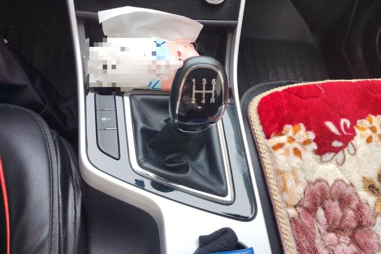 Used Chery Arrizo 5 2019 Facelifted PRO 1.5L Manual Youth Edition China VI Standard Gear Lever
