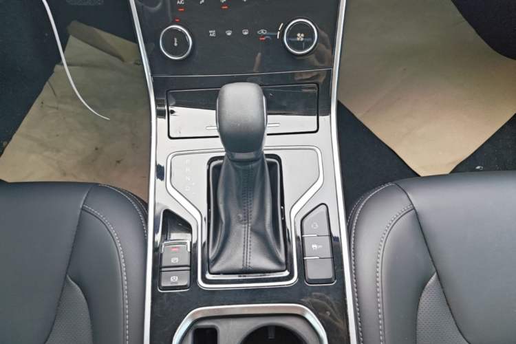 Used Chery Arrizo 5 2019 Revised PRO 1.5L CVT Youth Edition China VI Standard Gear Lever