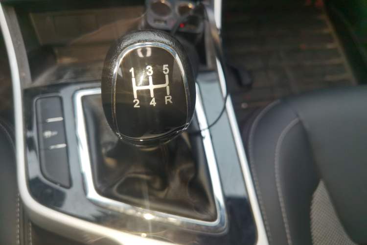Used Chery Arrizo 5 2019 1.5L Manual Youth Edition China V Standard Gear Lever