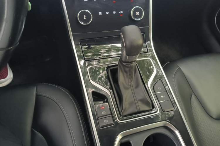 Used Chery Arrizo 5 2019 Revised PRO 1.5L CVT Youth Edition China VI Standard Gear Lever