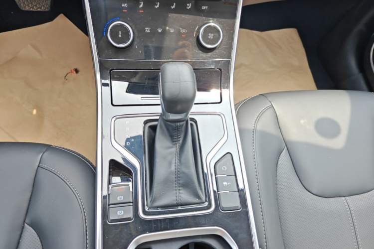 Used Chery Arrizo 5 2019 PRO 1.5L CVT Active Edition China VI Gear Lever