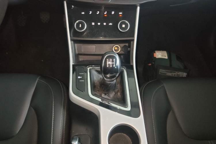 Used Chery Arrizo 5 2019 Facelifted PRO 1.5L Manual Youth Edition China VI Standard Gear Lever