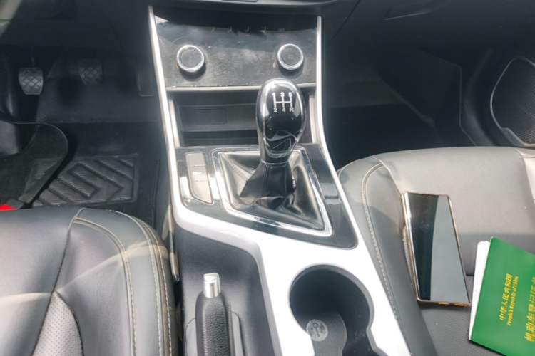 Used Chery Arrizo 5 2019 Facelifted PRO 1.5L Manual Youth Edition China VI Standard Gear Lever