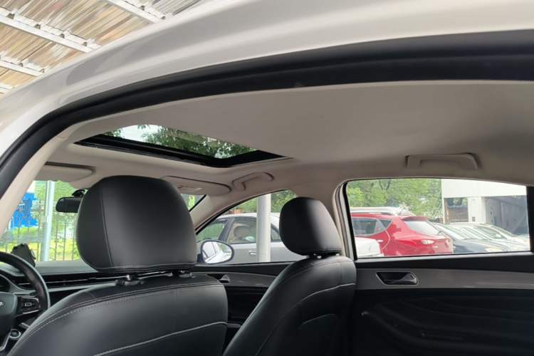 Used Chery Arrizo 5 2019 1.5L Manual New Zizai Edition China V Standard Headliner