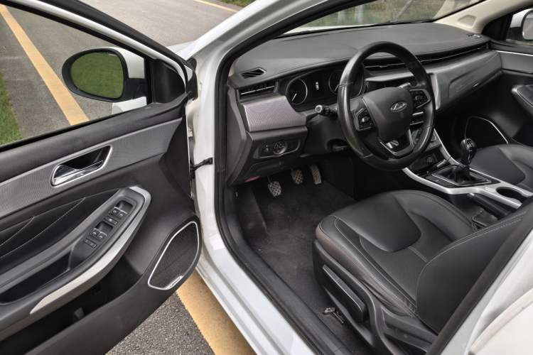 Used Chery Arrizo 5 2019 PRO 1.5L Manual Comfort Edition China VI Interior 1