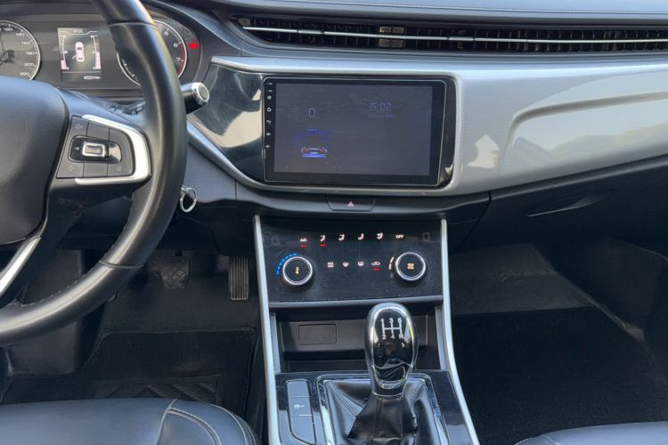 Used Chery Arrizo 5 2019 Facelifted PRO 1.5L Manual Youth Edition China VI Standard Interior 1