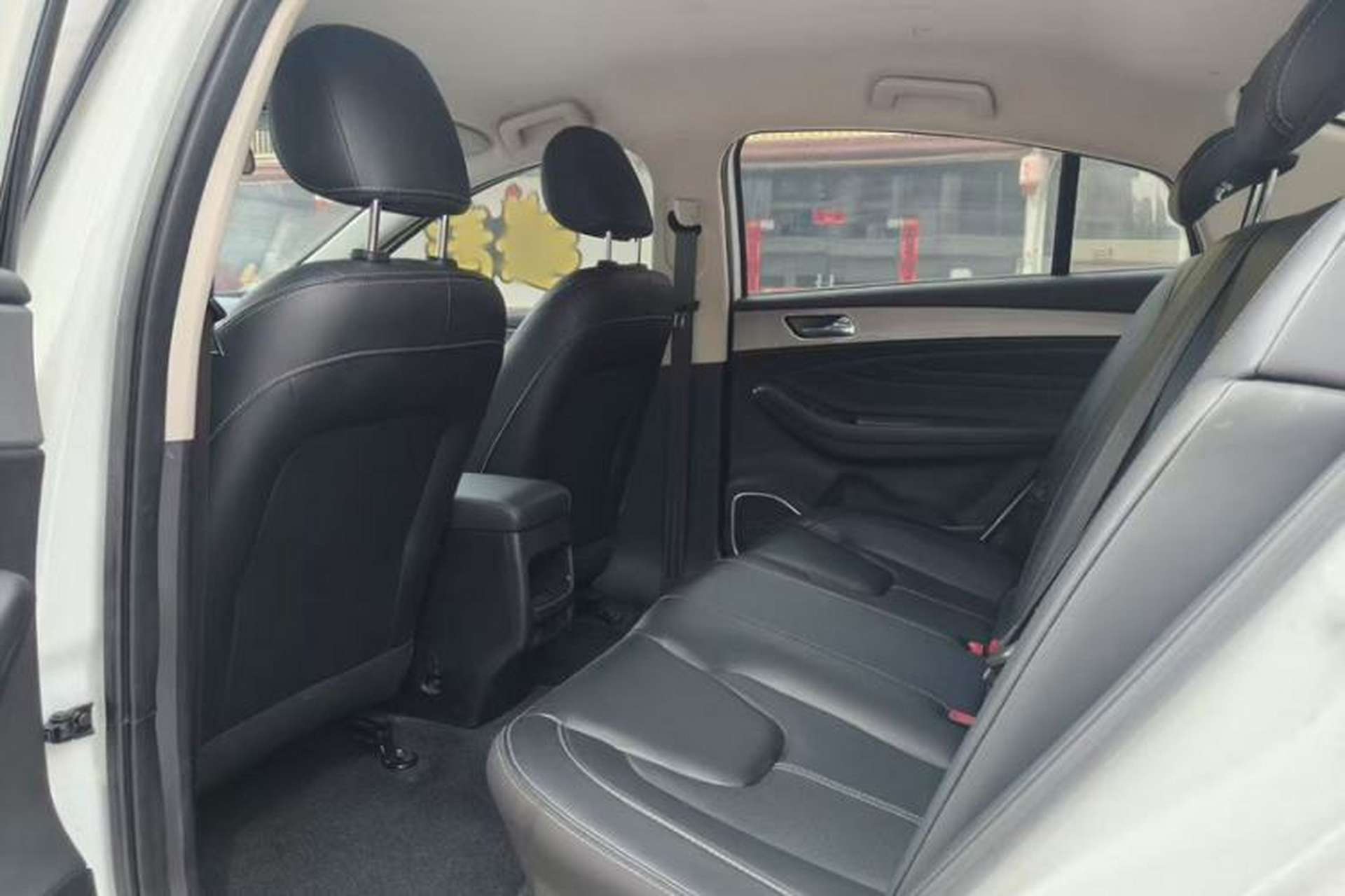 Used Chery Arrizo 5 2019 Facelifted PRO 1.5L Manual Youth Edition China VI Standard Interior 2