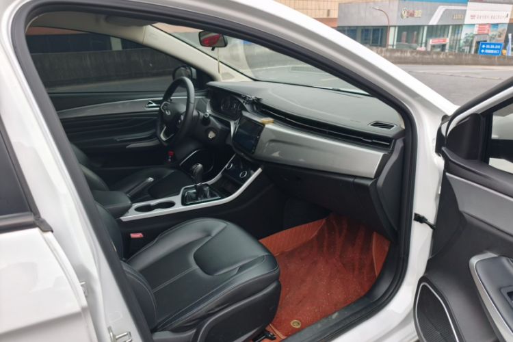 Used Chery Arrizo 5 2019 Facelifted PRO 1.5L Manual Youth Edition China VI Standard Interior 3