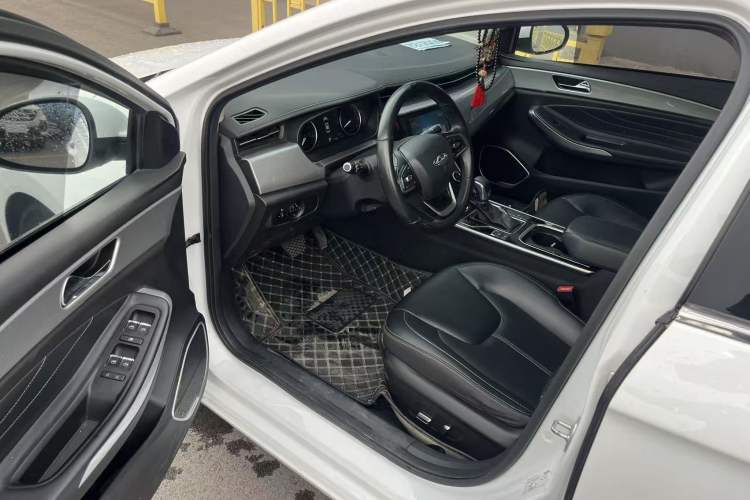 Used Chery Arrizo 5 2019 PRO 1.5L CVT Active Edition China VI Interior 3