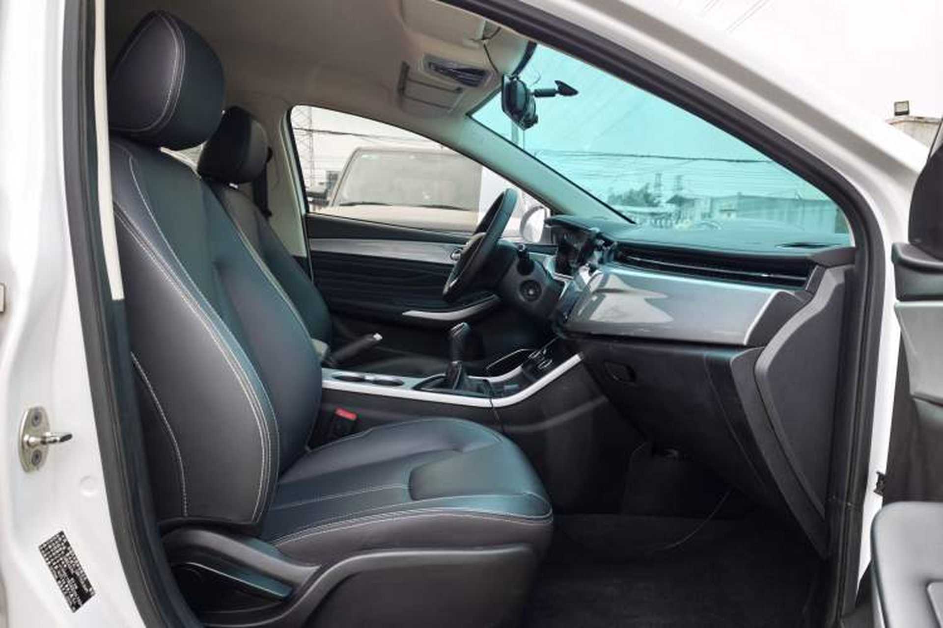 Used Chery Arrizo 5 2019 Facelifted PRO 1.5L Manual Youth Edition China VI Standard Interior 4