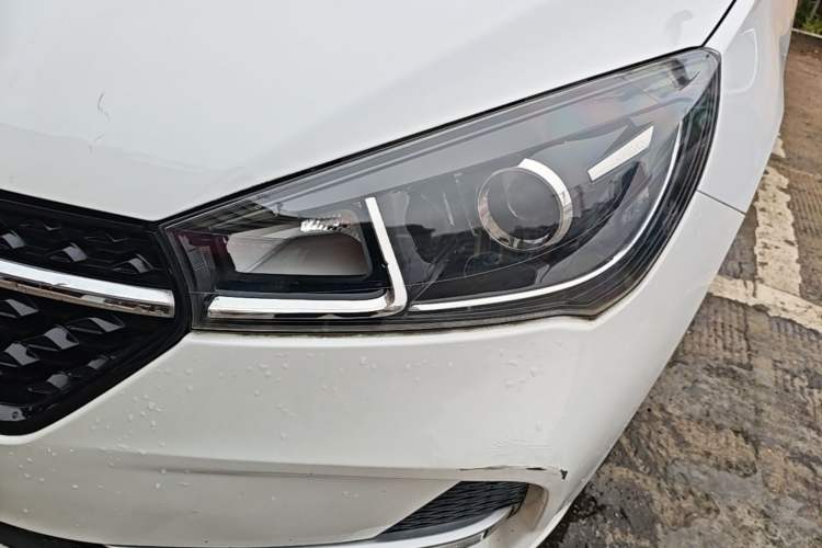 Used Chery Arrizo 5 2019 Facelifted PRO 1.5L Manual Youth Edition China VI Standard Left Front Headlight