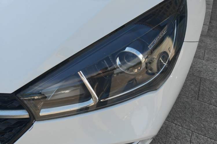 Used Chery Arrizo 5 2019 Facelifted PRO 1.5L Manual Youth Edition China VI Standard Left Front Headlight