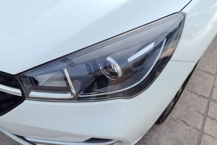 Used Chery Arrizo 5 2019 Facelifted PRO 1.5L Manual Youth Edition China VI Standard Left Front Headlight
