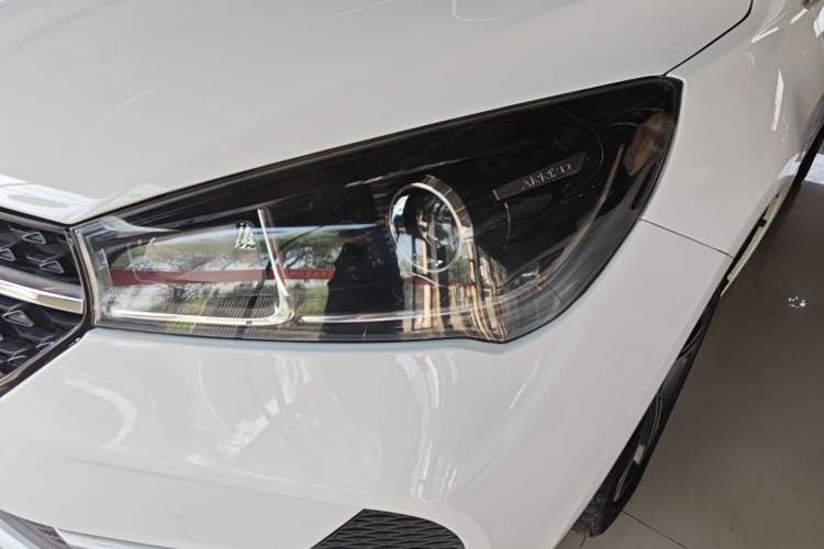 Used Chery Arrizo 5 2019 Facelifted PRO 1.5L Manual Youth Edition China VI Standard Left Front Headlight