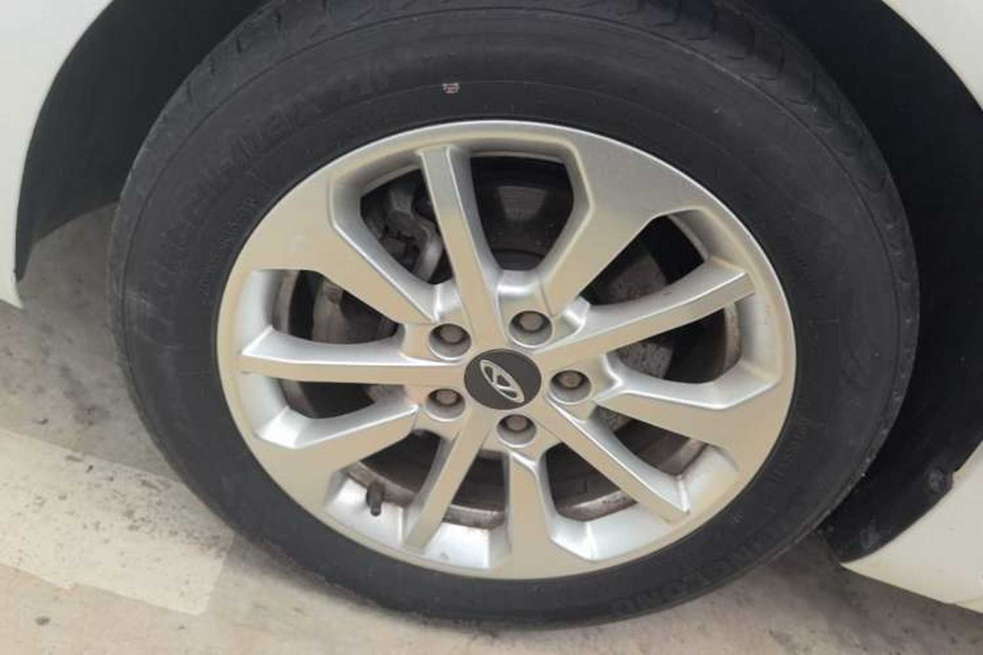 Used Chery Arrizo 5 2019 1.5L Manual Youth Edition China V Standard Left Front Wheel Hub
