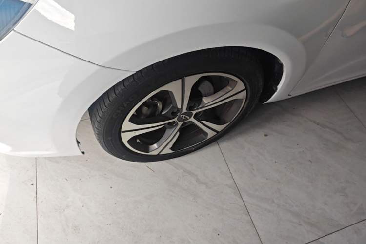 Used Chery Arrizo 5 2019 Facelifted PRO 1.5L Manual Youth Edition China VI Standard Left Front Wheel Hub