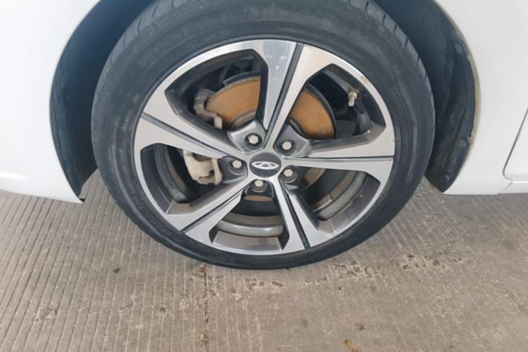 Used Chery Arrizo 5 2019 Revised PRO 1.5L CVT Youth Edition China VI Standard Left Front Wheel Hub