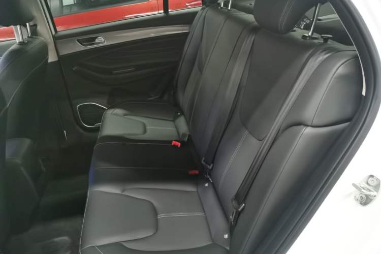 Used Chery Arrizo 5 2019 Facelifted PRO 1.5L Manual Youth Edition China VI Standard Left Rear Seat