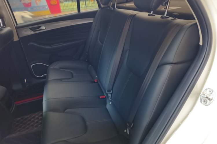 Used Chery Arrizo 5 2019 Revised PRO 1.5L CVT Youth Edition China VI Standard Left Rear Seat